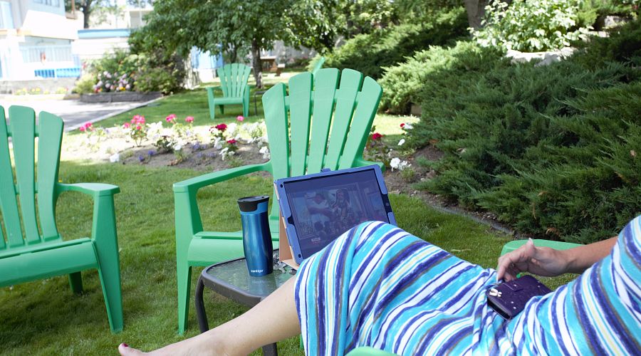 Seasonal BBQ & Garden Picnic Area